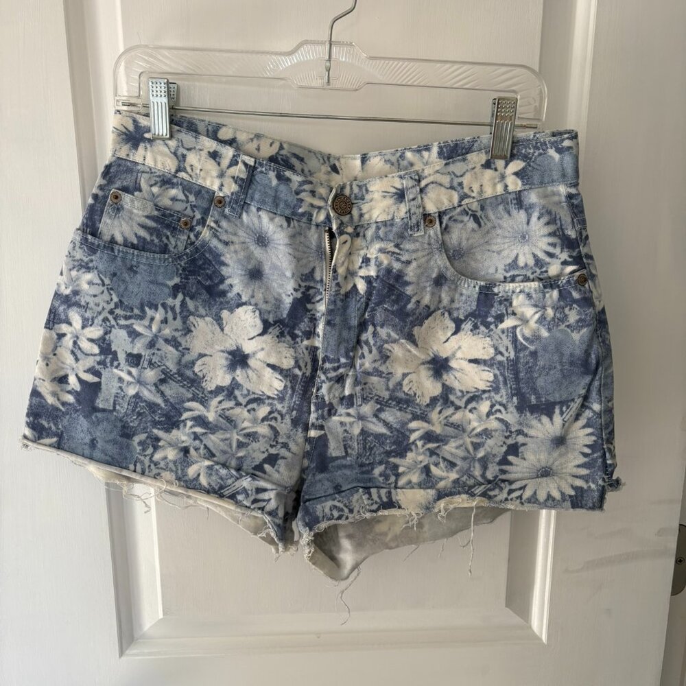 High waisted flower print denim shorts